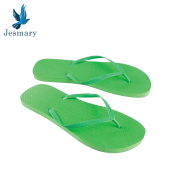 TỔNG HỢP CÁC MẪU DÉP ĐI BIỂN ĐƯỢC ƯA CHUỘNG